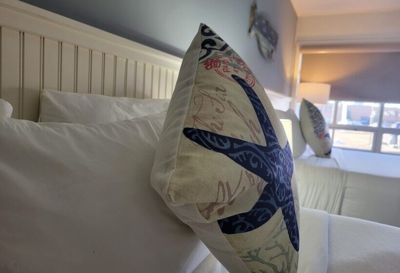 带2个双人床的标准工作室, Circle Hotel Fairfield