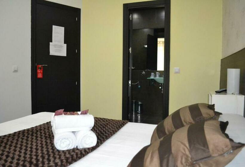 اتاق استاندارد با چشمانداز شهر, Hostal El Brezo