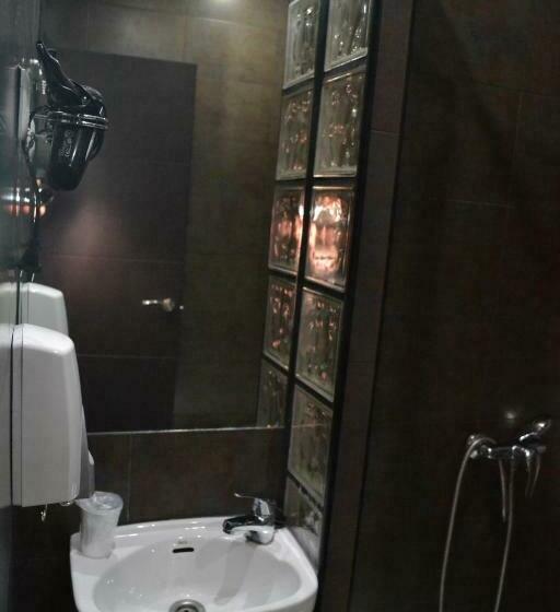 اتاق استاندارد با چشمانداز شهر, Hostal El Brezo