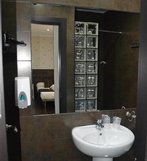 اتاق استاندارد, Hostal El Brezo