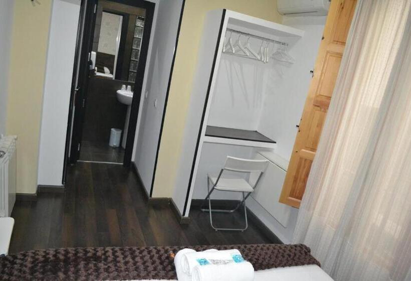 اتاق استاندارد, Hostal El Brezo