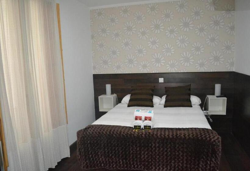 اتاق استاندارد, Hostal El Brezo