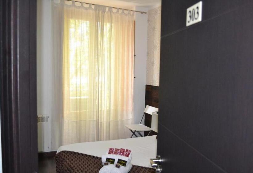 اتاق استاندارد با چشمانداز شهر, Hostal El Brezo