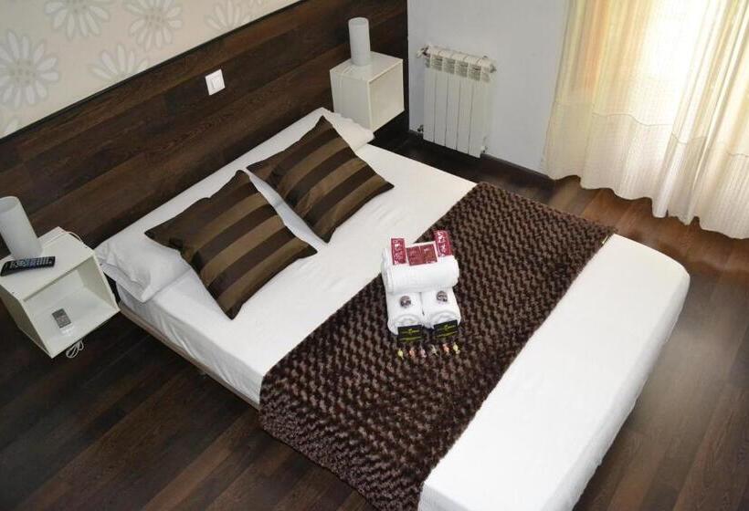 اتاق استاندارد با چشمانداز شهر, Hostal El Brezo