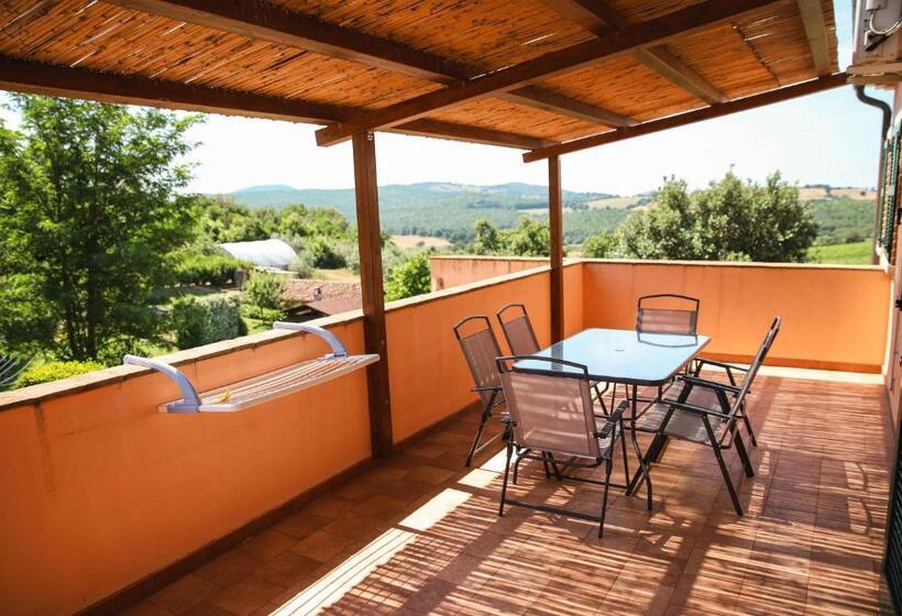 سوییت جونیور با بالکن, Agriturismo Bio Il Quarto