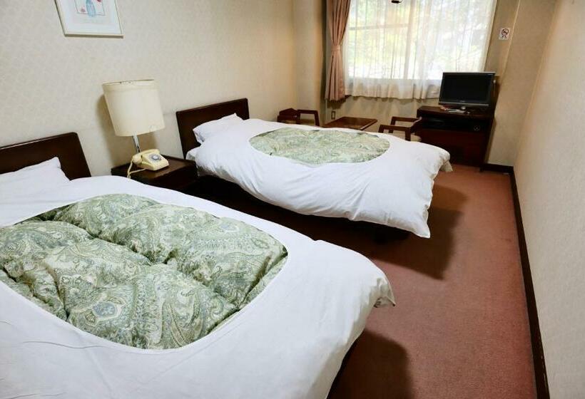 Quarto Estandar, Hakuba Park