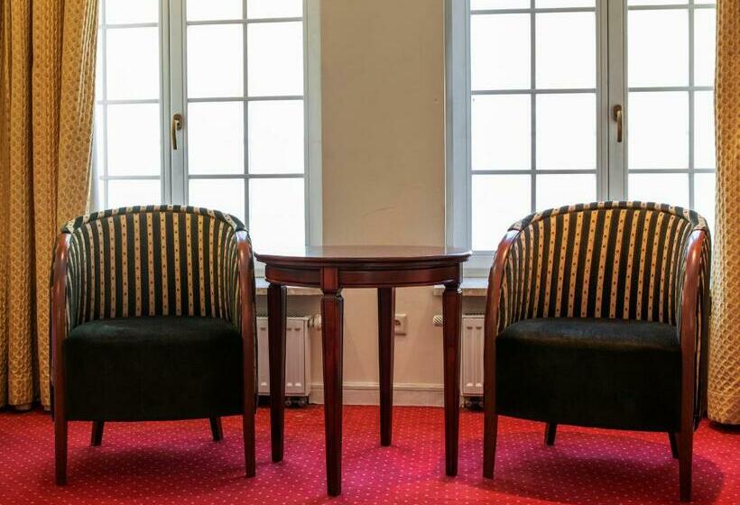 Suíte, Klub Sosnowy