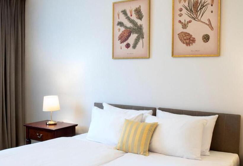 Quarto Deluxe, Klub Sosnowy