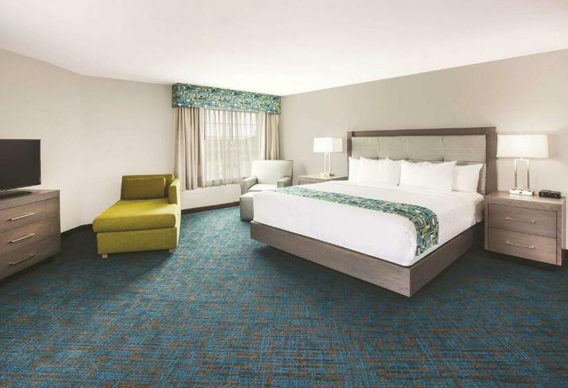 Люкс Кровать Кинг, La Quinta By Wyndham St. Paul Woodbury