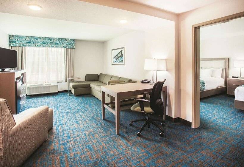 Люкс, La Quinta By Wyndham St. Paul Woodbury