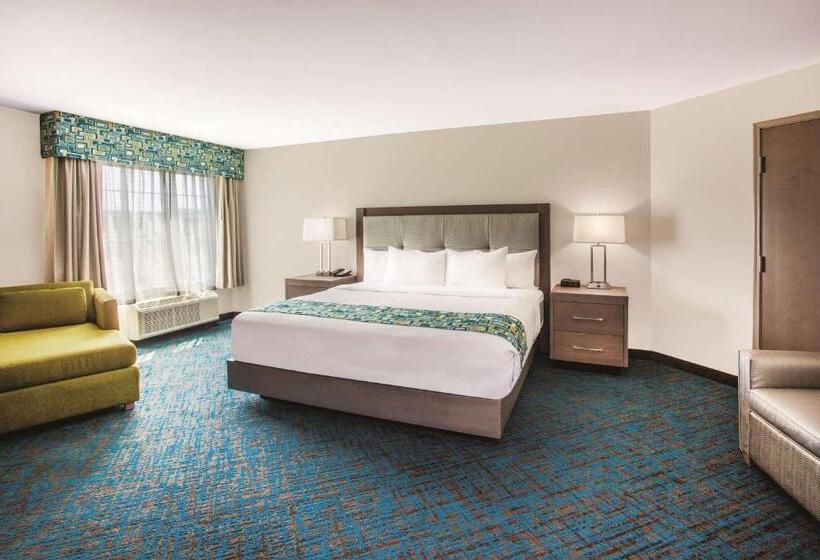 キングサイズベッドのスイートルーム, La Quinta By Wyndham St. Paul Woodbury