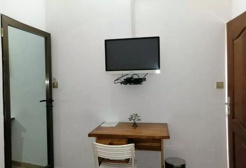 اتاق استاندارد, Marys Guest House