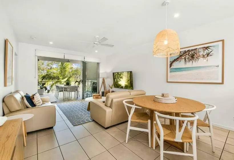 2 Bedroom Apartment with Views, Metzo Noosa Resort