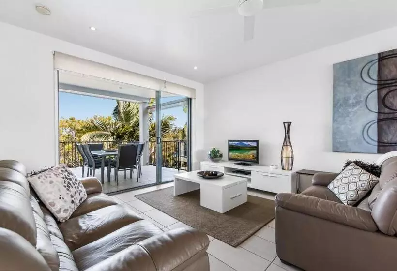 2 Bedroom Apartment with Views, Metzo Noosa Resort