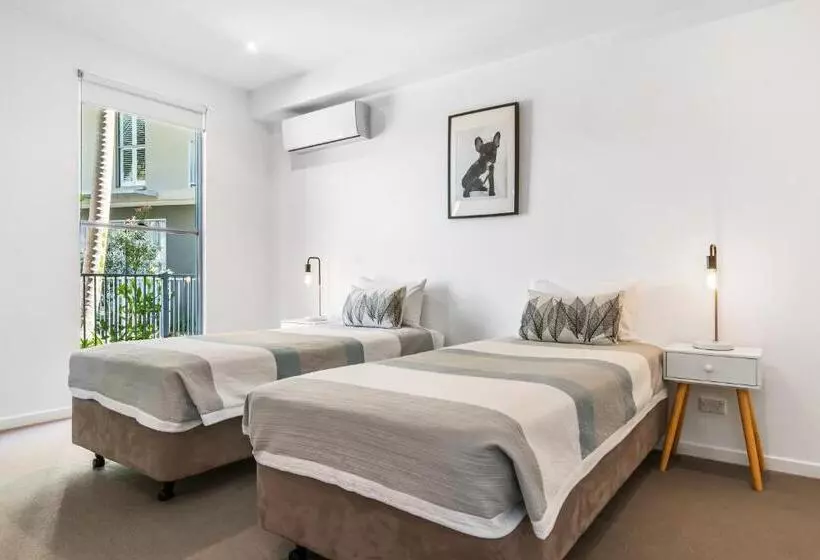 2 Bedroom Apartment with Views, Metzo Noosa Resort