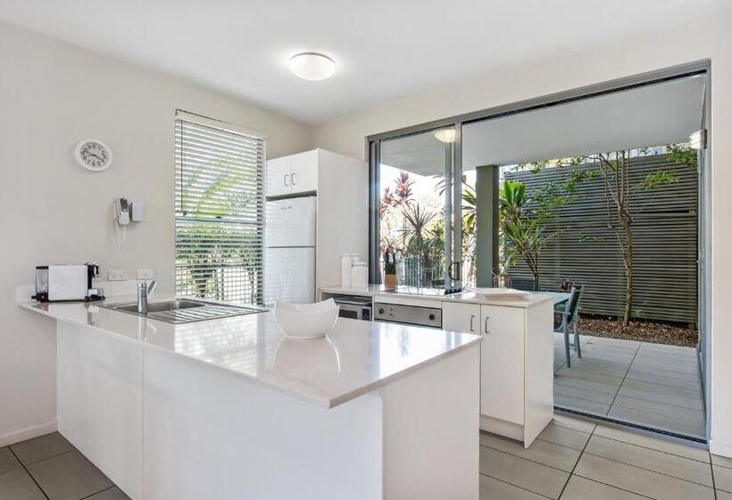 带1个卧室带泳池的公寓, Metzo Noosa Resort
