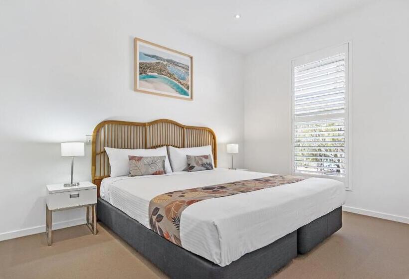 2 Bedroom Apartment with Views, Metzo Noosa Resort