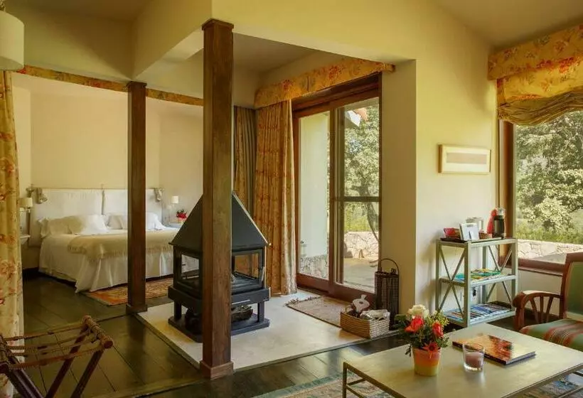 Suite, Nabia