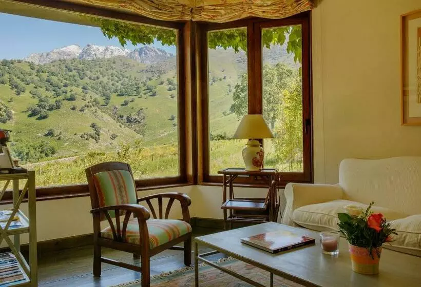 Suite, Nabia