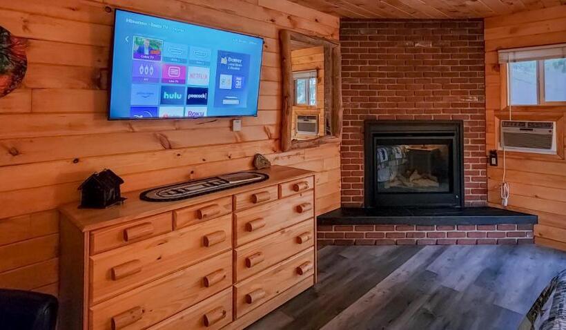 스탠다드 룸 킹사이즈 침대, Nicky's Resort