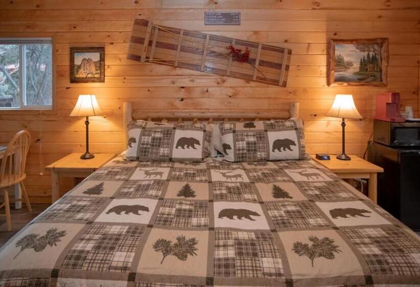 스탠다드 룸 킹사이즈 침대, Nicky's Resort