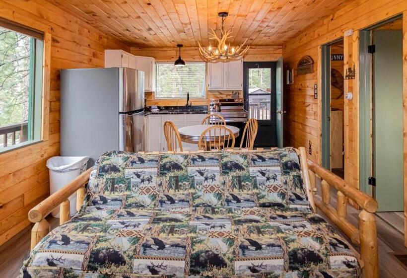 Дом 2 Спальни, Nicky's Resort