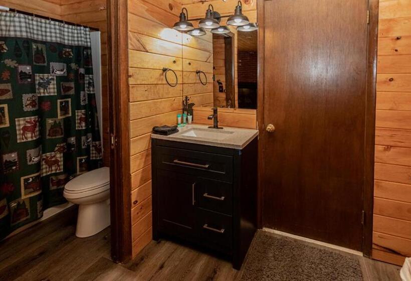 Номер Deluxe Кровать Кинг, Nicky's Resort