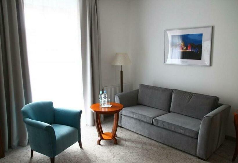 اتاق لوکس, śródka Boutique