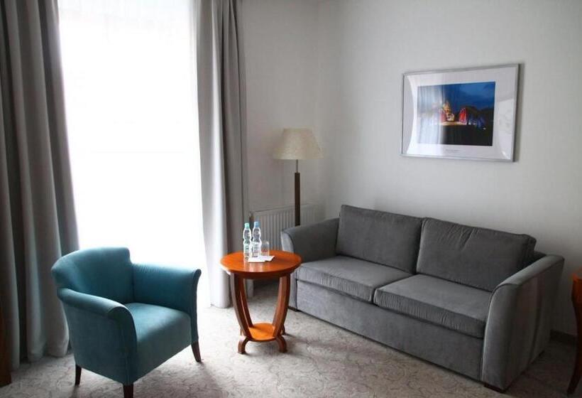 سوییت جونیور, śródka Boutique