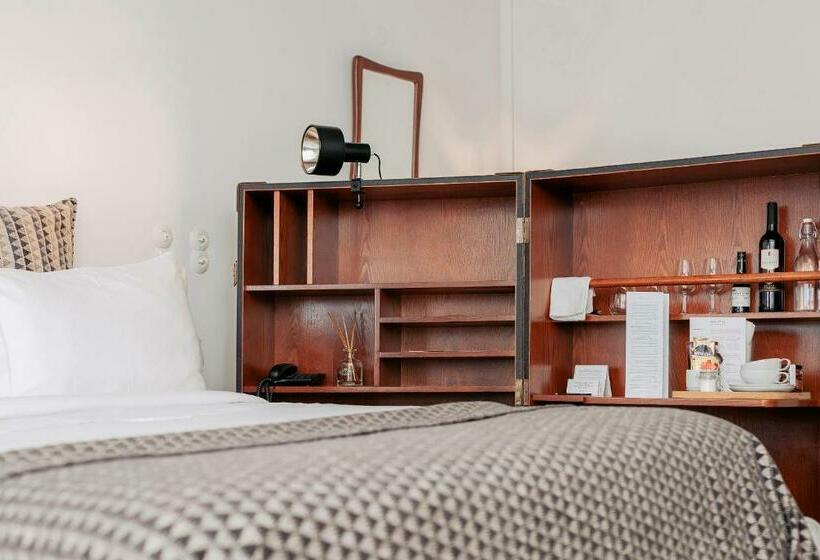 سوییت, Rosa Et Al Townhouse