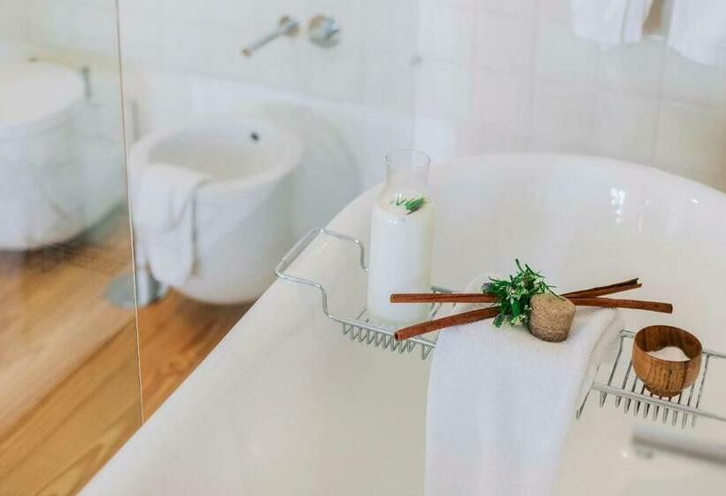 سوییت, Rosa Et Al Townhouse