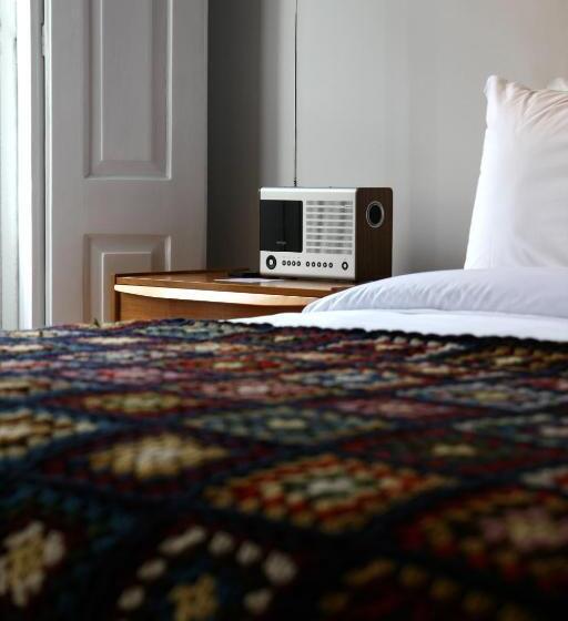 سوییت, Rosa Et Al Townhouse