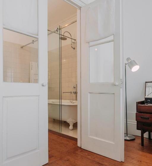 سوییت لوکس, Rosa Et Al Townhouse