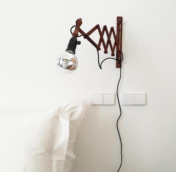 اتاق لوکس با چشمانداز باغ, Rosa Et Al Townhouse