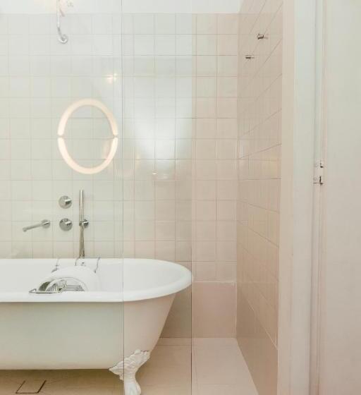 سوییت لوکس, Rosa Et Al Townhouse