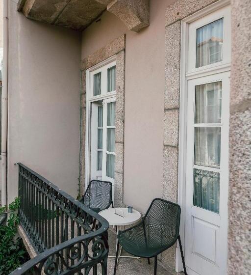 سوییت لوکس, Rosa Et Al Townhouse