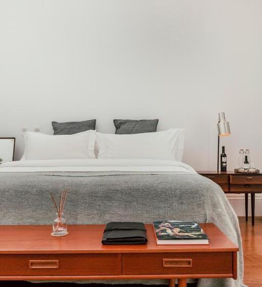 سوییت لوکس, Rosa Et Al Townhouse