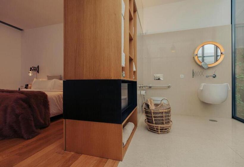 اتاق لوکس با چشمانداز باغ, Rosa Et Al Townhouse