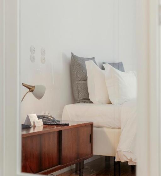 سوییت لوکس, Rosa Et Al Townhouse