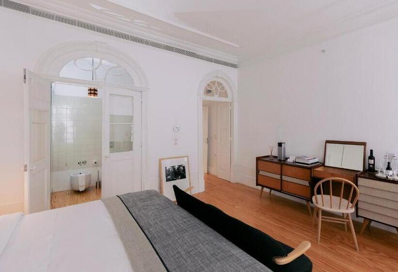 سوییت سوپریور, Rosa Et Al Townhouse