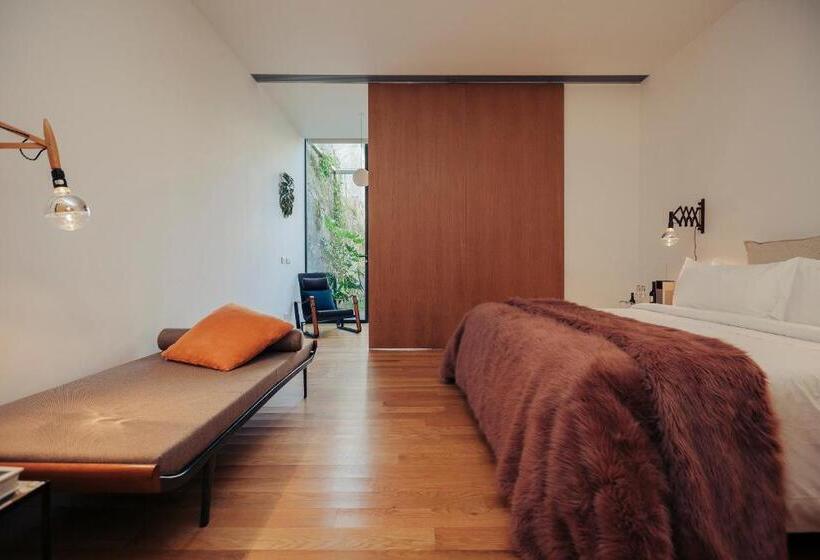 اتاق لوکس با چشمانداز باغ, Rosa Et Al Townhouse