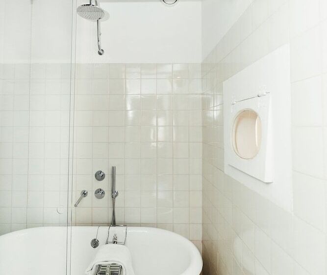 سوییت لوکس, Rosa Et Al Townhouse