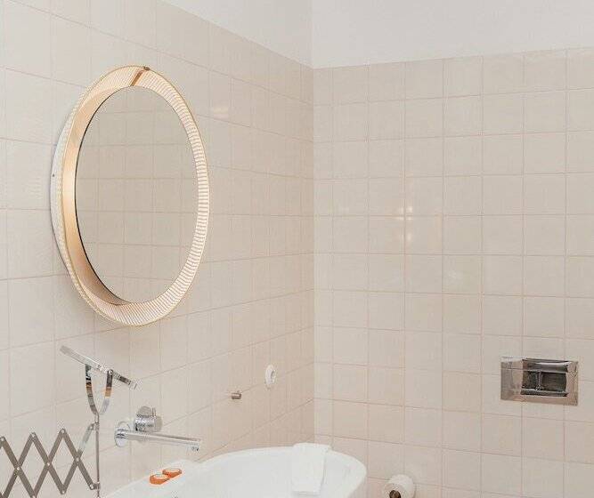 سوییت لوکس, Rosa Et Al Townhouse