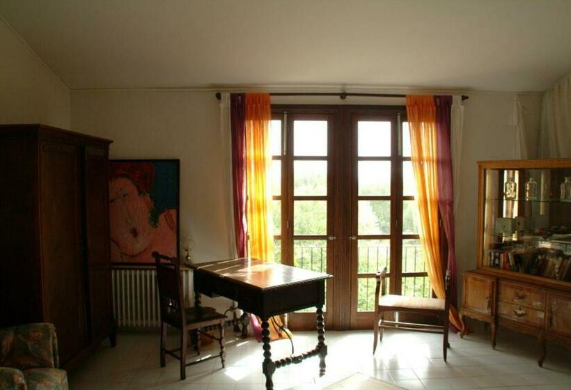 スイート, Son Baulo