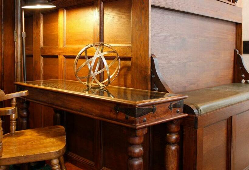 스탠다드 룸 킹사이즈 침대, Stone Chalet Bed & Breakfast Inn