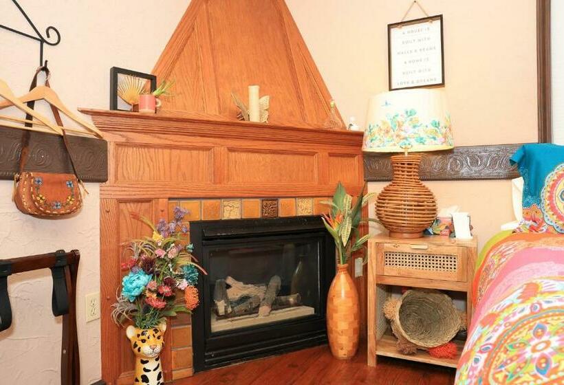 Номер Стандарт, Stone Chalet Bed & Breakfast Inn