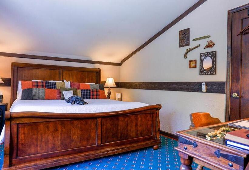 스탠다드 룸 킹사이즈 침대, Stone Chalet Bed & Breakfast Inn