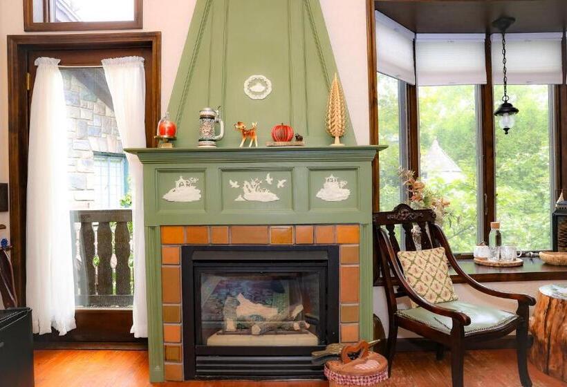 디럭스 룸, Stone Chalet Bed & Breakfast Inn