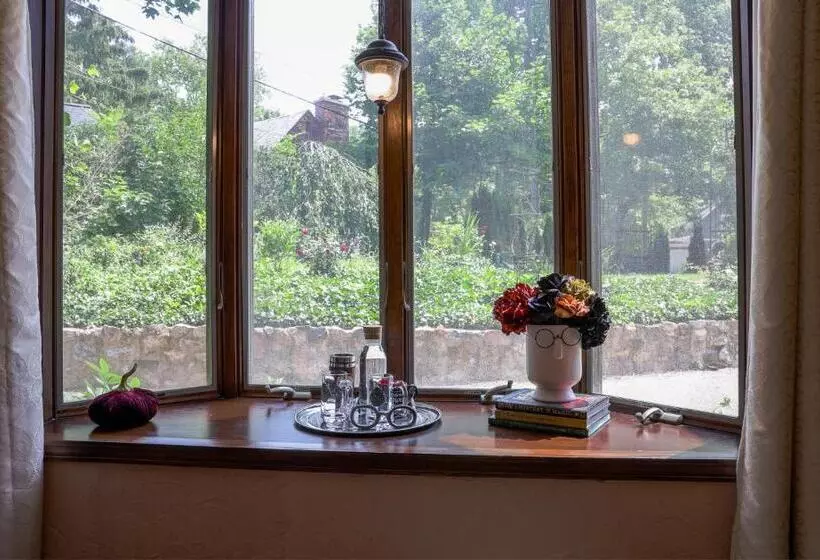キングサイズベッドのスタンダードルーム, Stone Chalet Bed & Breakfast Inn