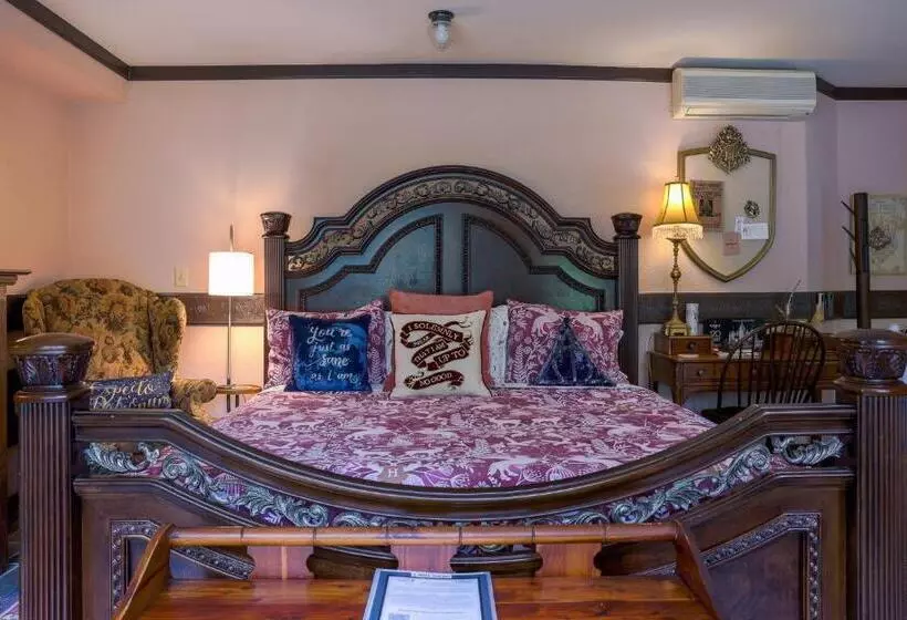 キングサイズベッドのスタンダードルーム, Stone Chalet Bed & Breakfast Inn